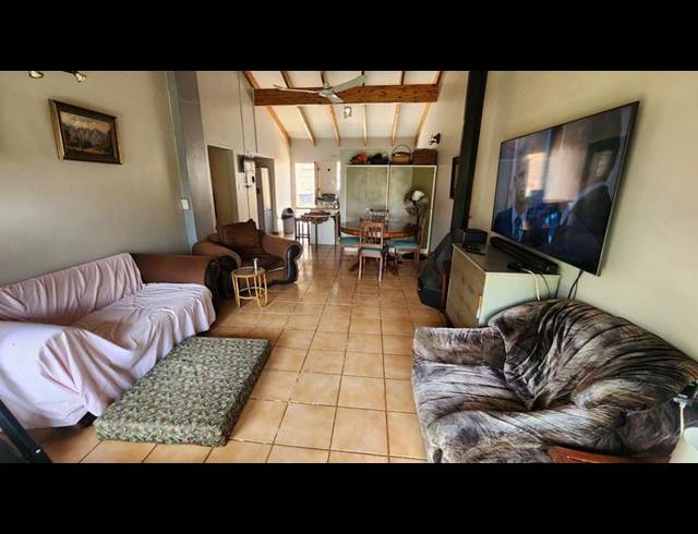 2 BEDROOM TOWNHOUSE FOR SALE IN MONTANA PARK